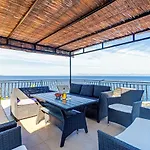 Апартаменты By The Sea Prigradica, Korcula - 627 *