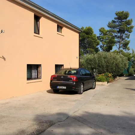 Apartments By The Sea Prigradica, Korcula - 627 Blato (Korcula)
