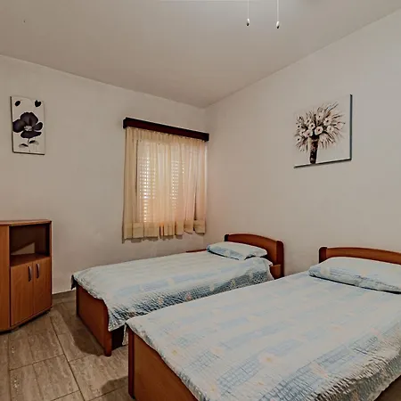 Apartamento By The Sea Prigradica, Korcula - 627 Blato (Korcula)