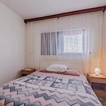 Apartments By The Sea Prigradica, Korcula - 627 * Blato (Korcula)